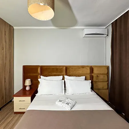 Apartment Select